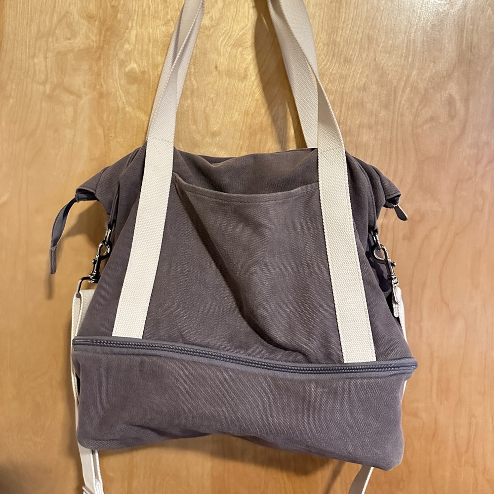 Lo & Sons Catalina Deluxe Tote